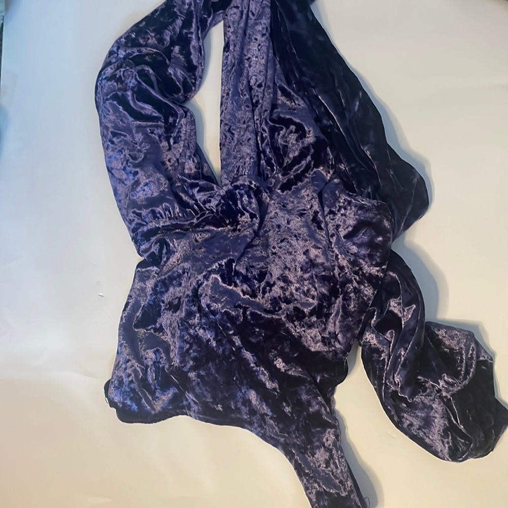 Free people, velvet bodysuit, size M, tie back